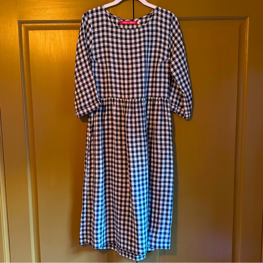 Pyne & Smith No. 19 St. Ives Check Dress — Size Medium — EUC